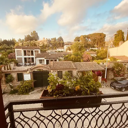 Szálloda In Ephesus And Art Galery *