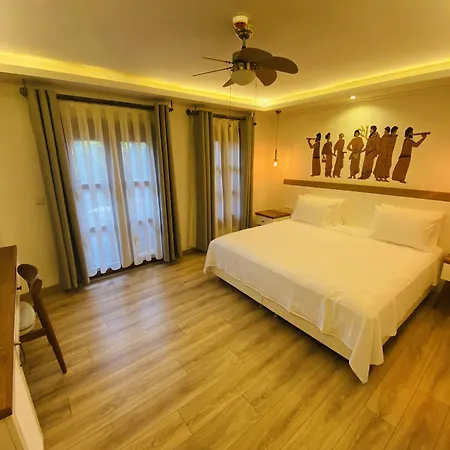 Hotel In Ephesus And Art Galery