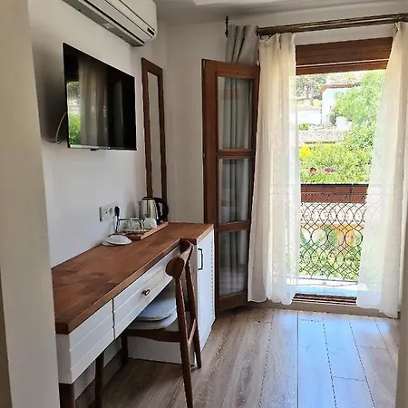 In Ephesus Hotel&art Galery Hotel *