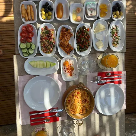 In Ephesus Hotel&art Galery Hotel