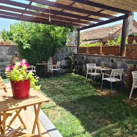 In Ephesus Hotel&art Galery *