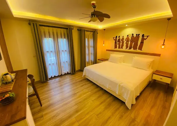 In Ephesus And Art Galery Otel *