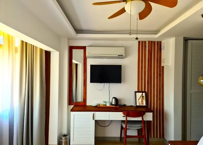 In Ephesus And Art Galery Otel