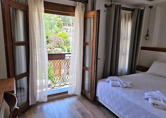 Hotel In Ephesus And Art Galery