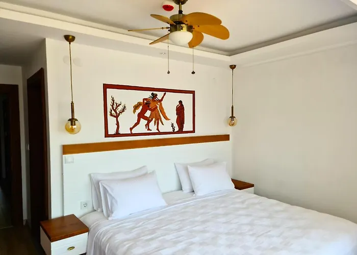 Hotel In Ephesus And Art Galery *