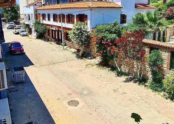 Hotel In Ephesus And Art Galery *